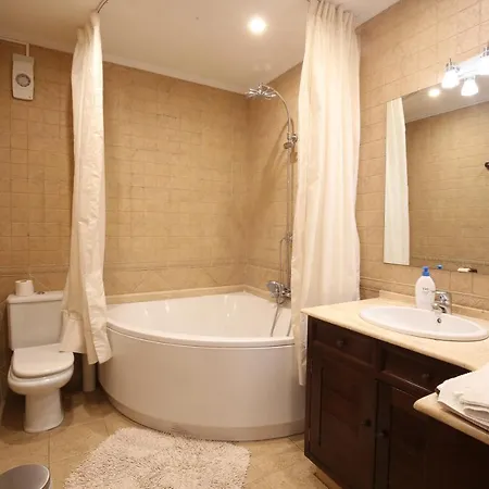 General Elorza Apartman Oviedo